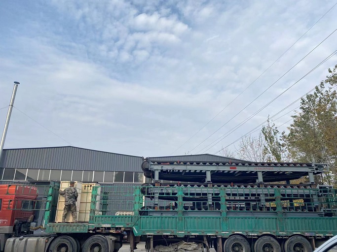 皮帶秤裝車發(fā)貨現(xiàn)場 1